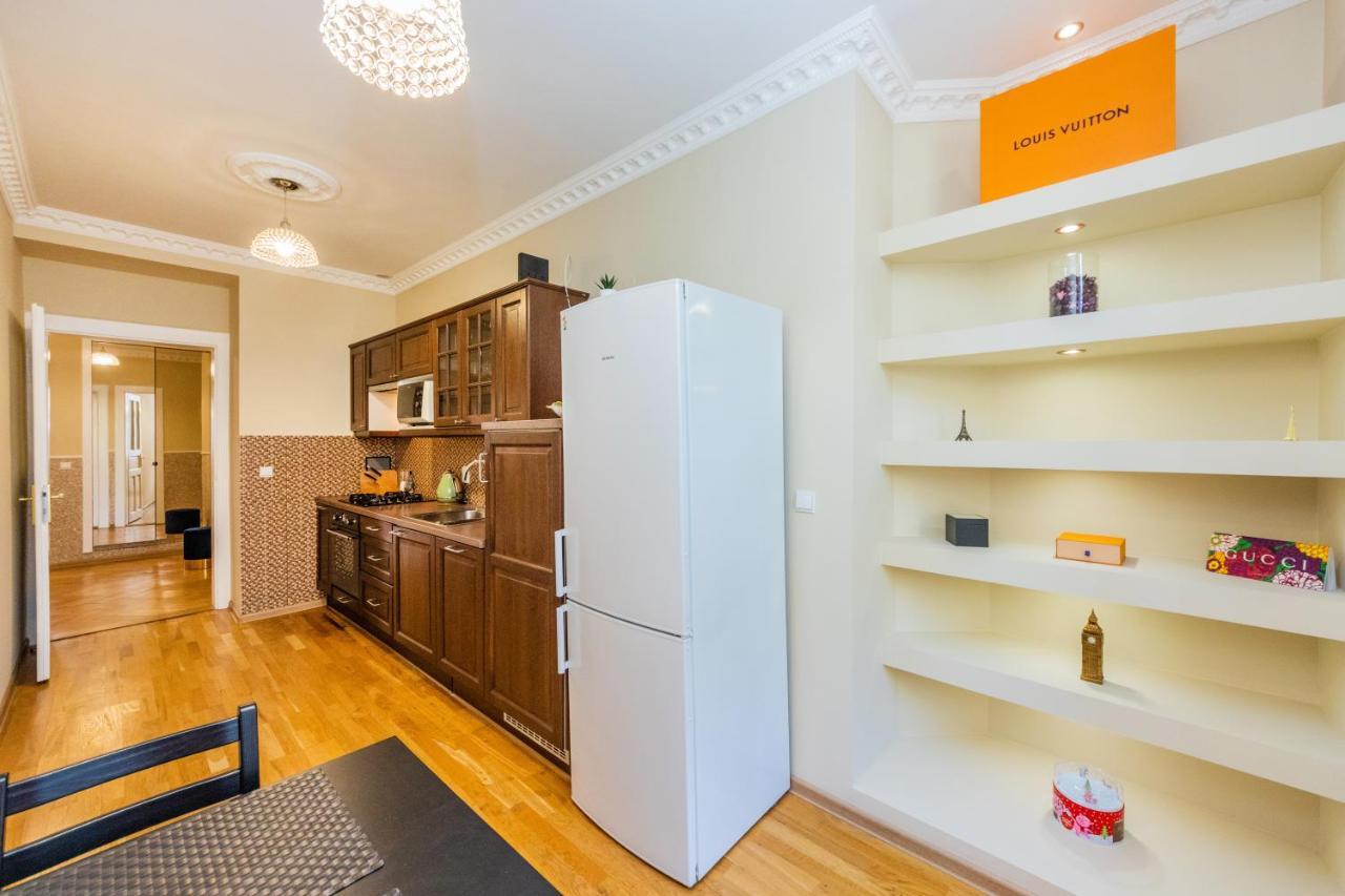 Apartmán Prostorný třípokojový apartmán u nábřeží Vltavy Praha Exteriér fotografie
